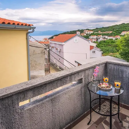 And With Parking Space Vrbnik, Krk - 5302 Pensionat